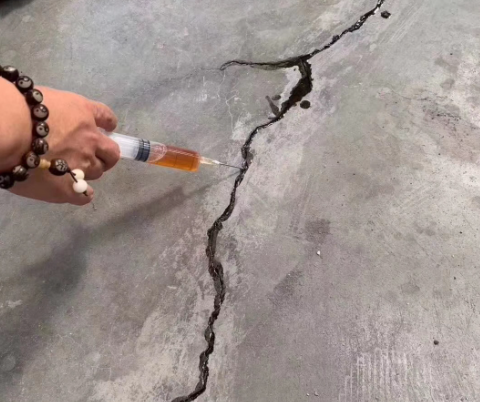 双桥混凝土裂缝修补技术详解​